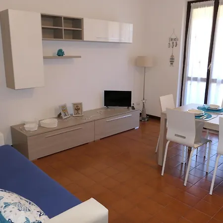 Apartment Erika By La Via Del Mare Viaggi E Vacanze